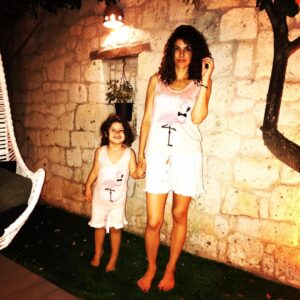 Gamze Topuz Instagram - ❤️👩‍👧