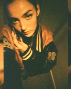 Garance Marillier Instagram - All good in the hood