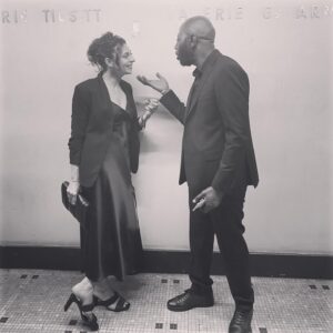 Garance Marillier Instagram - Clap de fin pour le second métrage de La rumeur 
« Rue des dames » 
Quelle ekip ❤️‍🔥

📸 @moseyofficial