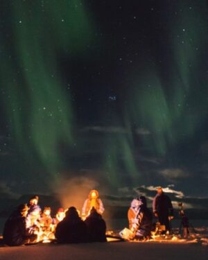 Garima Arora Instagram - A moment I can never get out of my head! When we lit a bonfire on a frozen lake..under the stunning northern lights…waiting for hours at -15 degrees for the best light show on the planet. @rahul_ver1983 time to go back?