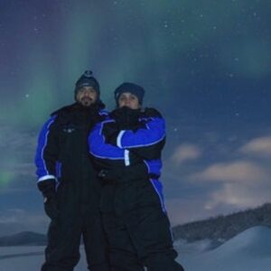 Garima Arora Instagram - A moment I can never get out of my head! When we lit a bonfire on a frozen lake..under the stunning northern lights…waiting for hours at -15 degrees for the best light show on the planet. @rahul_ver1983 time to go back?