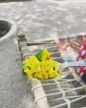 Garima Arora Instagram - Joy lies not just in eating together but also in sharing the kicthen❤️ spending the day cooking with the women of the Prajapat household was a deep dive into their ingredients, cooking techniques, generational recipes and most importantly their robust appetite for life itself. Bajra roti- a meal of kadi, kachri and sangri- sweet childa- bajre ki kheech- poha