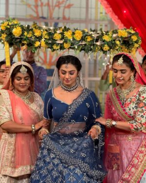 Garvita Sadhwani Instagram - Bride with blues 🧿
#yrkkh #starplus #roohibirla🦋