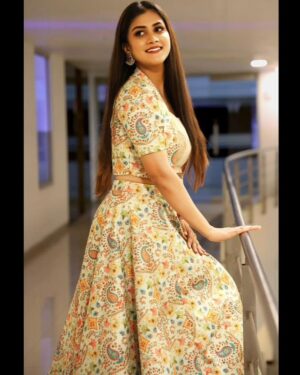 Gauthami Jadav Instagram - 😊
Designer @the_glamhouse_designer_studio 
PC @bsphotografix