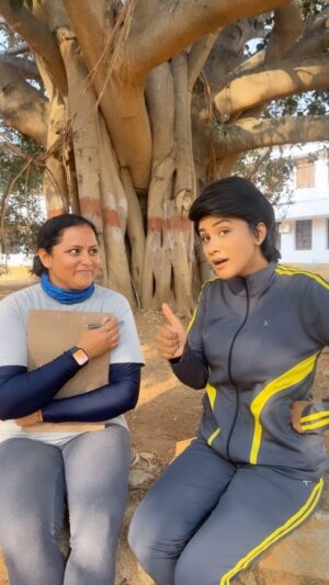 Gauthami Jadav Instagram - 😂😂😂 
#sathya #sathyaserial #zeekannada #trendingreels #dialogue