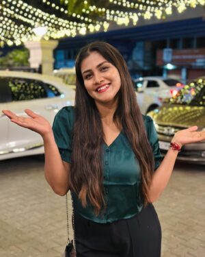 Gauthami Jadav Instagram - 💚🖤
