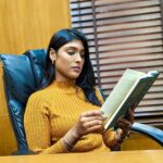 Gayathri Reddy Instagram - 🌻📖