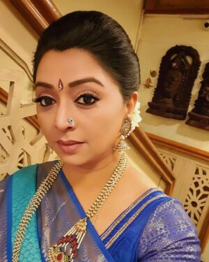 Gayatri Jayaraman Instagram - Sunrise callsheet today. Woke up at 2.30am and  was ready for first shot at 4am!