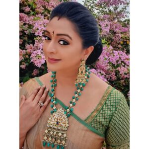 Gayatri Jayaraman Instagram - @eternaljewelry every piece of jewellery is a Masterpiece! Thank you for this gorgeous set, I feel like a princess! So royal, eye catching and sure to make heads turn where ever I go! Do check out the page of @eternaljewelry and you will see that every single piece of jewellery here is unique and simply stunning!
#indianjewellery  #beadedjewelry #kundanjewellery
#instaseller #womenentrepreneurs #classyjewellery #collabjewellery #jewelrylovers