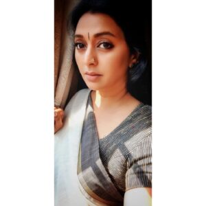 Gayatri Jayaraman Instagram - Me & my thoughts!