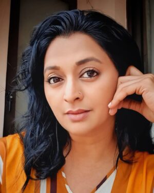 Gayatri Jayaraman Instagram - Just chillin...!