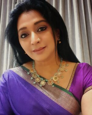 Gayatri Jayaraman Instagram - All dressed up after ages!