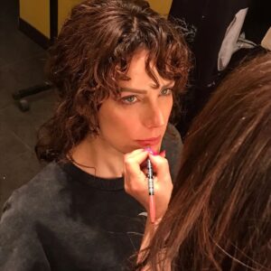 Gaye Gürsel Instagram - Hikayede kalmasın dedim. Güzel bir çekimden
muhteşem makyaj @ggonul_golmakeup, saç @alikaanozens 💓