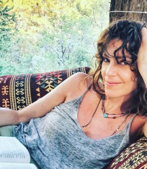 Gaye Gürsel Instagram - 🤗
#tatil #tatilkeyfi #kitapaşkı #özlenengünler
