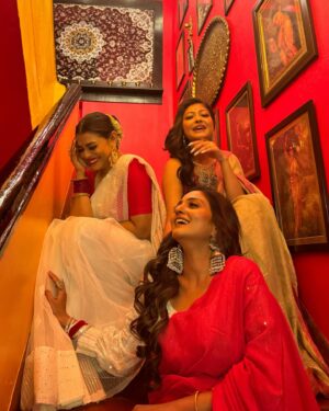 Geetashree Roy Instagram - ওলো সই॥❤️❤️❤️