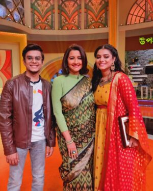 Geetashree Roy Instagram - ~ Didi No 1 memories ❤️~
Watch us today at 8:30pm in Didi No 1 Sunday Dhamaka Episode on Zee Bangla!!

#didino1 #zeebangla #zee #instagram #instapost