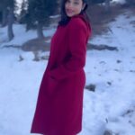 Geetashree Roy Instagram – Sab kuch mera tumhi toh ho….😍❤️😍#snow mountain.

#reels #snow #bepanhapyaarr #reelkarofeelkaro #mountains