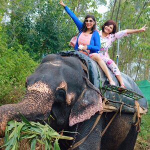 Geetashree Roy Instagram - Every year you shine brighter….. life is beautiful with you, thanks for always watching my back 
Love you to the moon and back Shaitan 
Happy Birthday my partner in crime and my loving baby sis 

#picoftheday #instagood #instagram #instalike #birthday #sister #love #happiness #actor #tollywood #sayantanimullick