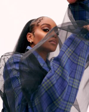 Geffri Maya Instagram - Composition. 

Photographer: @erichobbsstudio 
Stylist: @andrewgelwicks 
Hair: @derickmonroe 
Makeup: @merrellhollis