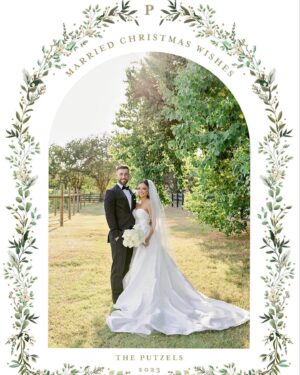 Geles Rodriguez Instagram - married christmas wishes✨
•
•
sharing this year’s christmas card with all my ig friends in honor of #christmascardday life wouldn’t be the same without y’all 🎄🫶🏼
•
•
📷: @vintage_fineartphoto