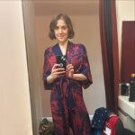 Gemma Whelan Instagram - @tallulahandhope for press night for #Underdogplay @nationaltheatre with @racheljacksonjewellery mwah mwah mwah all round! 👗💎🎭 x