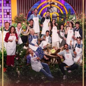 Genoveva Casanova Instagram - Ya listos para arrancar @masterchef_es Celebrity !!!! Que emoción!!!!! Los esperamos este Jueves a las 22:35 horas en la la 1 de @rtve !!!!

Estilismos by @monestaaqui 
#genovevacasanova #masterchef #masterchefcelebrity #masterchefespaña #la1 #rtve