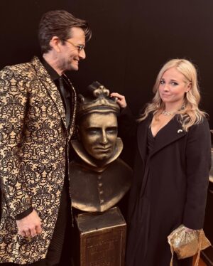 Georgia Tennant Instagram - Mum & Dad @olivierawards