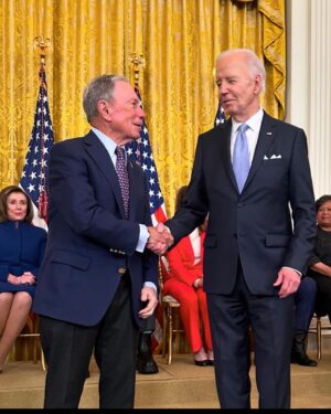 Georgina Bloomberg Instagram - I saved these for today… happy Father’s Day @mikebloomberg. We are proud to call you dad and grandpa every day, but getting to come watch you receive a Presidential Medal of Freedom at the White House last month was a good reminder of why. ❤️🇺🇸🤍🇺🇸💙