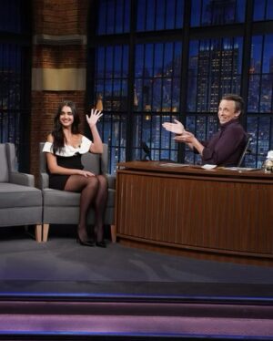 Geraldine Viswanathan Instagram - love you @latenightseth 👛