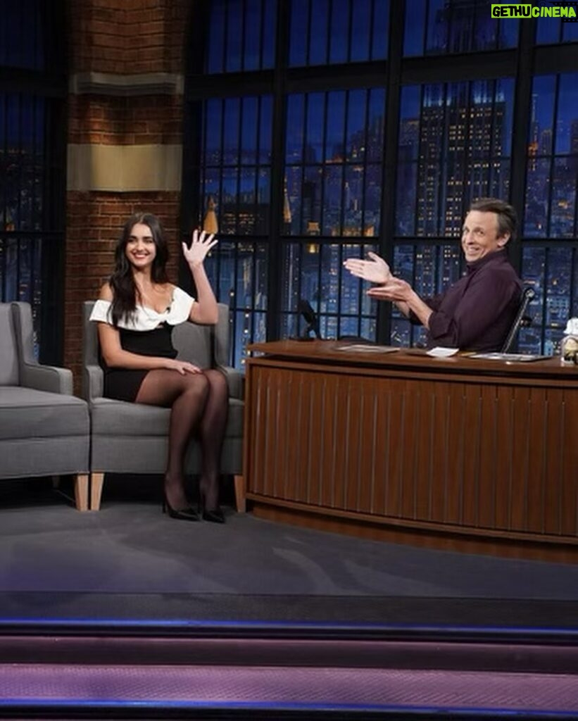 Geraldine Viswanathan Instagram - love you @latenightseth 👛