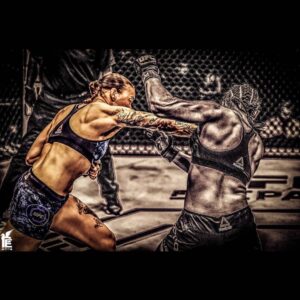 Germaine de Randamie Instagram - HUNT OR BE HUNTED!!! #germainederandamie #teamironlady #netherlands #fitdutchie #ufc #tattooedgirl #holland #fitgirl #athlete #fighter #fighterlife