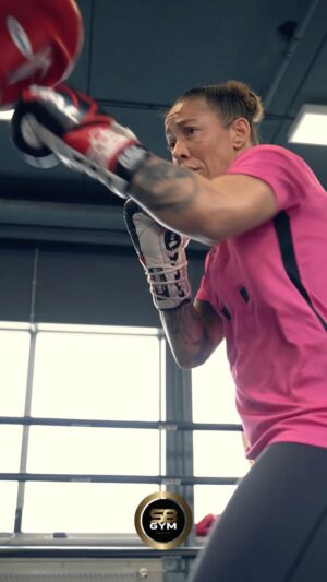Germaine de Randamie Instagram - RISE AND SHINE BABY!!!#unbreakable @saidelbadaouiofficial #germainederandamie #utrecht #netherlands #ufc #ufcfighter #dutchpride #fitgirl #blessed #teamironlady #fitdutchie #atlete Made by @anwarbenchaib