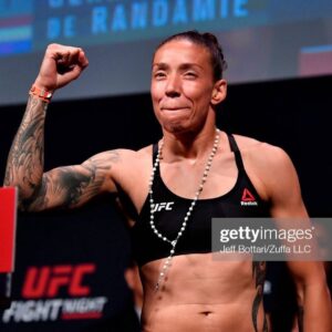 Germaine de Randamie Instagram - What’s meant to be will always finds it way❤️🙏🏻 #blessed #germainederandamie #teamironlady #theironlady #ufc #ufcfighter #nevergiveup #memories #happyplace #tattooedgirl #fitgirl #fitdutchie #holland #utrecht “DIE WITH MEMORIES, NOT DREAMS”