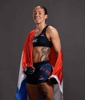 Germaine de Randamie Instagram - Thank you 2022 for all that you’ve given me. Thank you all for who supported me❤️🙏🏻 2023 it’s Ironlady time 💪 see ya soon👊 #germainederandamie #ufc #ufcfighter #blessed #unstoppable #netherlands #utrecht #dutchpride #teamironlady #dontcallitacomeback #theironlady #fitgirl “ DIE WITH MEMORIES, NOT DREAMS”