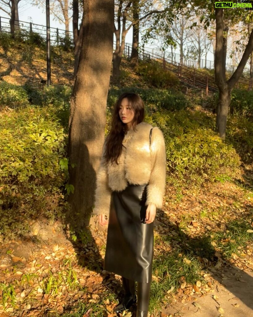 Geum Sae-rok Instagram - 🍂🍁🍃