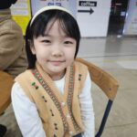 Gi So-you Instagram - 시민덕희 보러왔어요♡♡♡ 나쁜엄마 에서 같이촬영한 라미란 배우님과 안은진배우님이 나와요~^^ 엄청 잼나요♡♡♡ 설날에는 시민덕희와 함께해요😍😍 😙😙설날이라고 은유가 사진찍으며 웃어줬따!!😍😍😍 ㆍ ㆍ @eunjin___a @ramirani668 ㆍ ㆍ. #시민덕희#라미란배우님 #안은진배우님#설날에는시민덕희#영화추천#꼭보세요‼️ #나쁜엄마#할머니#미주엄마#화이팅