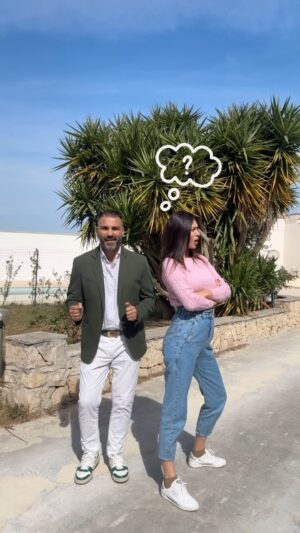 Giada Pezzaioli Instagram - Mai smettere di ridere e giocare insieme ♥️
Ti amo !
