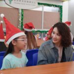 Gigi Lai Instagram – 很開心與一班小朋友一起製作聖誕便當和玩遊戲✨希望這班未來的主人翁能在將來有美好的前程，貢獻社會。預祝所有小朋友聖誕和新年快樂🥳🎉

#Christmas #聖誕節 #聖誕快樂  #新年快樂 #CFSC #基督教家庭服務中心