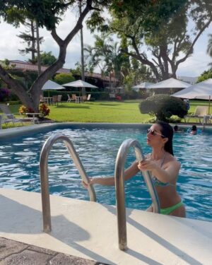 Gimena Gómez Instagram - •| Me escapé de fin de semana y  @hotelquintalasflores fue mi oasis de paz y relajación para recargar pilas y regresar a mi loquita CDMX a mi rutina de filmaciones, clases de danza, canto y rush en general. La buena noticia es que solo son dos horas de camino. La mala: voy a extrañar éste clima perfecto! ☀️ |•
.
.
#hotelquintalasflores #cuernavaca #weekendscapeaway #cuernavacazo