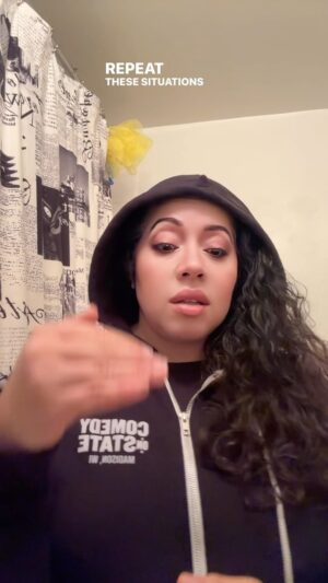Gina Brillon Instagram - Happy #motivationalmonday I’m out here repeating #lessons 🤦🏻‍♀️ #ginabrillon #growth