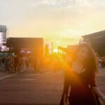 Gina Dirawi Instagram - Spelar ingen roll hur ny mobil man har, alla bilder känns ändå iPhone 3🫠 @primavera_sound