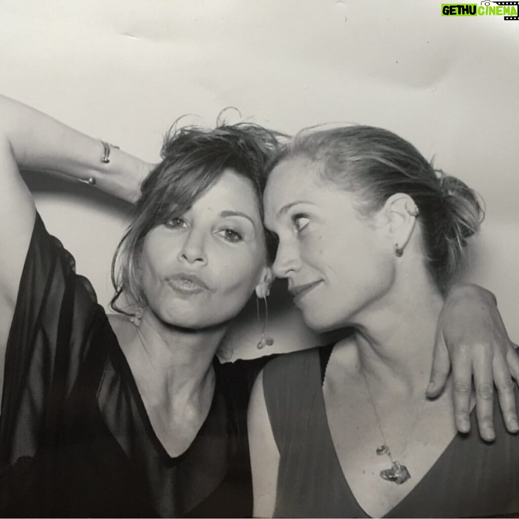Gina Gershon Instagram - Im a bit behind in my Gemini Celebrations… so heres to @digitalbloom - weve had so many moments in black and white or color and I cherish them all Happy Birthday you wild, wonderful, brilliant , talented bad ass Mama and Woman , You…… heres to mannnny more. 💃💃💃💃💃💃💃💃💃💃💃💃❤️❤️❤️🌹🌹🥂#happybirthday #gemini #geminiseason