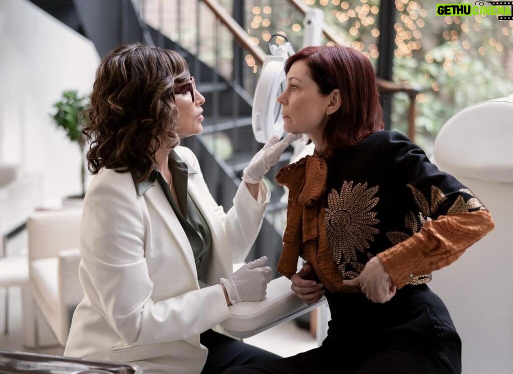 Gina Gershon Instagram - Human Moths. ✨✨✨✨✨✨✨Tomorrow night! See me and the wonderfully adorable @carriepreston go face to face on @elsbethcbs - which by the way, just got renewed for season 2! Congrats to the whole cast and crew! #elsbeth @nanhower our director✨✨✨✨✨💃💃💃💃💃💃