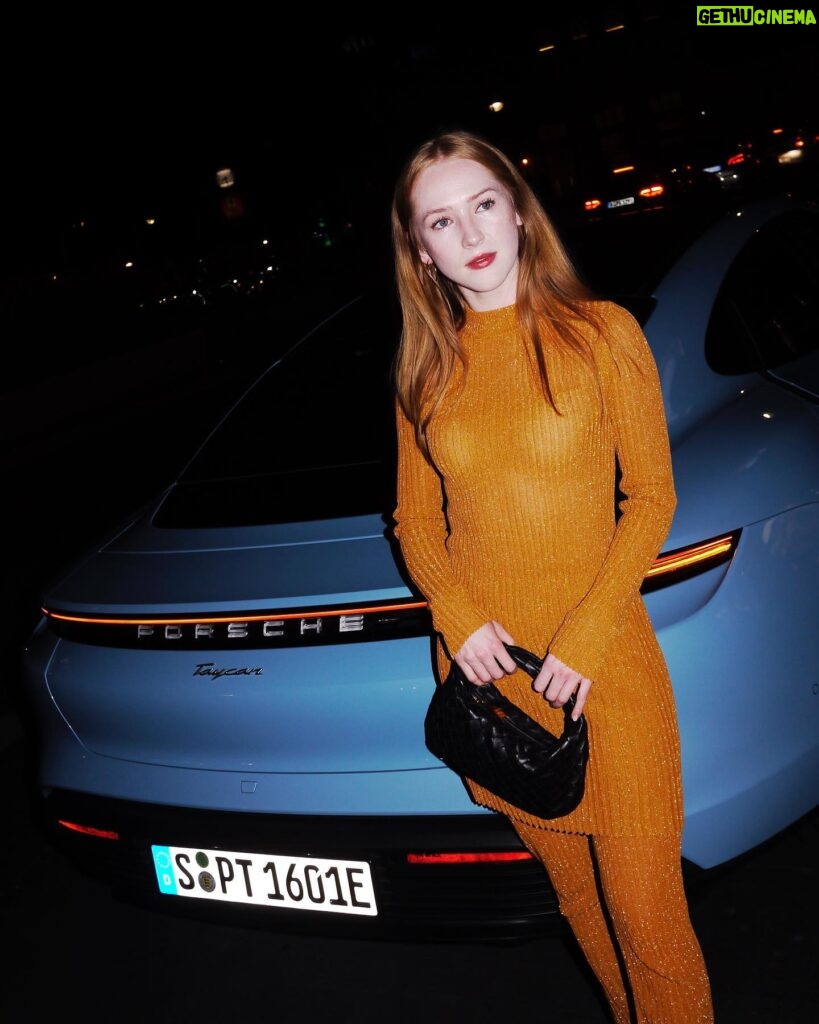 Gina Stiebitz Instagram - night out in berlin