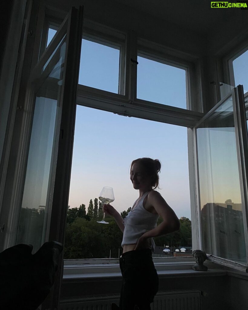Gina Stiebitz Instagram - last days of summer