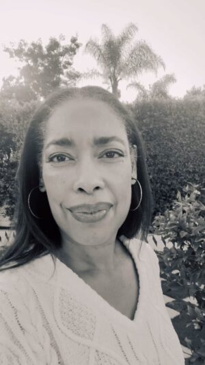 Gina Torres Instagram - Have Good One!!! Make it Count! 🥰