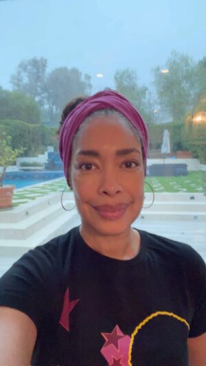 Gina Torres Instagram - Happy Friyay!! So, the rain did finally stop here in LA, but these scones are good for whenevuh!! Maybe even for  #SuperBowlSunday morning! 🏈  Thank you @michelle_alattefood for this inspired recipe! Enjoy the weekend beauties! ✨🥰