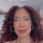 Gina Torres Instagram - I HATE being sick, and I rarely do. Cuz ain’t nobody got time for that!! But 💩 happens sometimes. Here’s a tried and true home brew. Give it a shot. Sure can’t hurt. Sometimes the pharmacy is no further than your fridge.#DrMotherNature #homeremedy