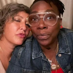 Gina Yashere Instagram - Happy burfday to my ride or die, #choonsontuesdays backup dancer, Nina Rose, aka  Ninja.
May we have many more years of fun, laughter & love
❤️❤️
