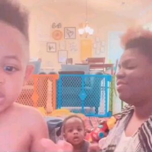 Gina Yashere Instagram - Best back up singer in history 🤣. Gave me too much joy this Saturday!
And give this woman a record deal! Do those still exist?

Credit to @charlesjenkins Awwwwwwwwwww!